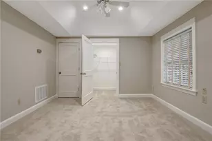 570 Crescent Rd, Griffin, GA 30224 - Photo 60