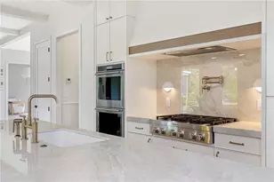 10908 Woodstock Rd, Roswell, GA 30075 - Photo 14