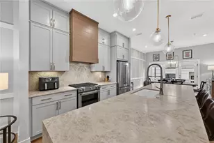 209 New St, Decatur, GA 30030 - Photo 12