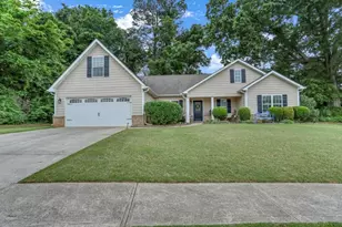 172 Village Pass, Statham, GA 30666 - Photo 1