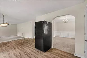 10732 James Dr, Jonesboro, GA 30238 - Photo 10