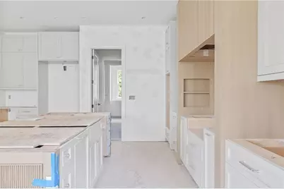 10910 Woodstock Road, Roswell, GA 30075 - Photo 8