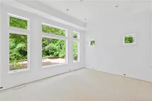 10910 Woodstock Rd, Roswell, GA 30075 - Photo 14