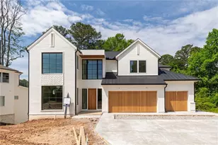 10910 Woodstock Rd, Roswell, GA 30075 - Photo 1