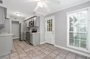 704 Glenleaf Dr, Peachtree Corners, GA 30092 - Photo 10