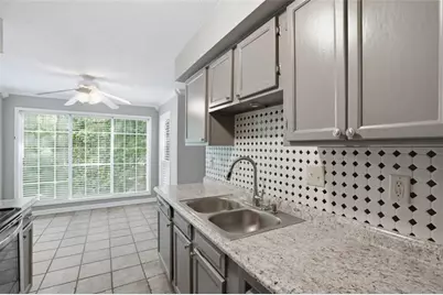 704 Glenleaf Drive, Peachtree Corners, GA 30092 - Photo 12