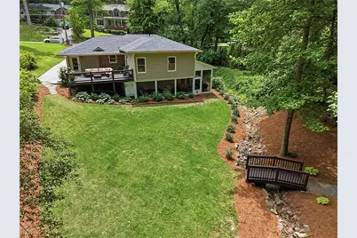 1850 Fern Creek Lane NE, Atlanta, GA 30329 - Photo 2
