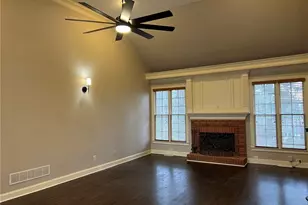 2476 Sewell Mill Rd, Marietta, GA 30062 - Photo 10
