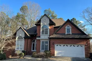 2476 Sewell Mill Rd, Marietta, GA 30062 - Photo 2