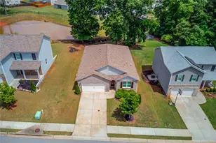 149 Starbuck Parkway, Pendergrass, GA 30567 - Photo 2