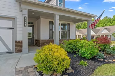 5202 Noble Oak Cove, Gainesville, GA 30504 - Photo 2