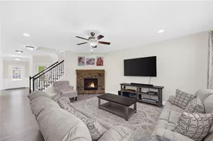 425 Spring View Dr, Woodstock, GA 30188 - Photo 14