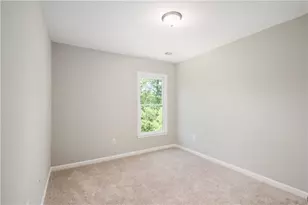 2826 Laurel Ridge Cir, East Point, GA 30344 - Photo 18