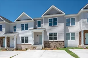 2826 Laurel Ridge Cir, East Point, GA 30344 - Photo 1