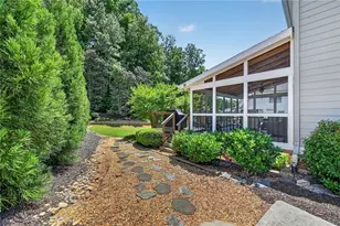 5390 Avonshire Ln, Cumming, GA 30040 - Photo 44