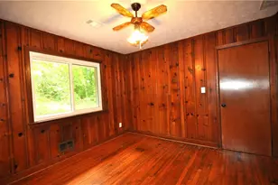 486 Pegg Rd SW, Atlanta, GA 30315 - Photo 12