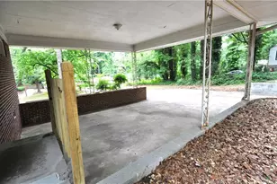 486 Pegg Rd SW, Atlanta, GA 30315 - Photo 22