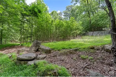 1340 W Garmon Road, Sandy Springs, GA 30327 - Photo 18