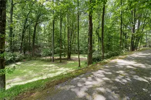 1340 W Garmon Rd, Sandy Springs, GA 30327 - Photo 4