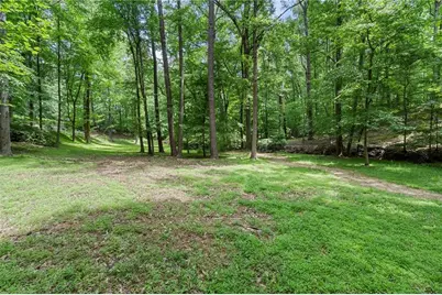1340 W Garmon Road, Sandy Springs, GA 30327 - Photo 14