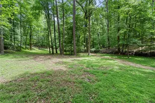 1340 W Garmon Rd, Sandy Springs, GA 30327 - Photo 14