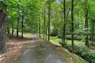 1340 W Garmon Rd, Sandy Springs, GA 30327 - Photo 2