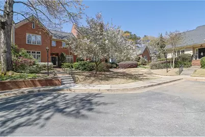 2 Paces West Terrace NW, Atlanta, GA 30327 - Photo 34