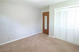 1382 Mary Dale Dr SW, Lilburn, GA 30047 - Photo 10