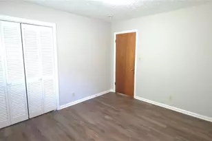 1382 Mary Dale Dr SW, Lilburn, GA 30047 - Photo 8