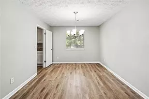 4406 Blackbirch Ln, Decatur, GA 30034 - Photo 6
