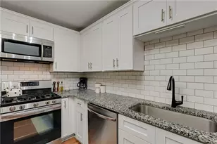 498 Glendalough Pl SW, Atlanta, GA 30310 - Photo 10