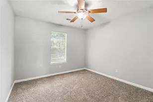 30 Canterbury Dr, Grantville, GA 30220 - Photo 8