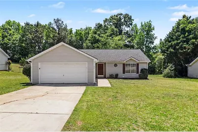 30 Canterbury Drive, Grantville, GA 30220 - Photo 1