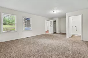 19 Thomas Way, Newnan, GA 30263 - Photo 8