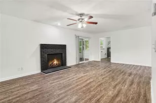 19 Thomas Way, Newnan, GA 30263 - Photo 2
