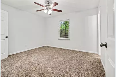 19 Thomas Way, Newnan, GA 30263 - Photo 4