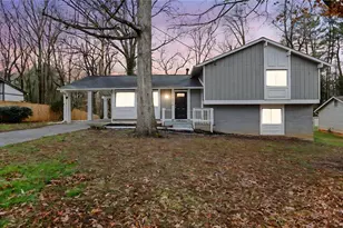 2082 Marble Arch Dr, Decatur, GA 30035 - Photo 2