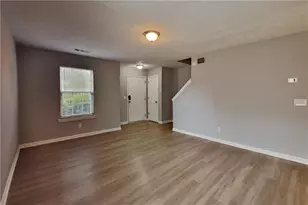 5315 Paddington Ln, Powder Springs, GA 30127 - Photo 4