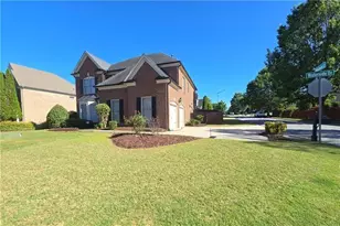 12592 Waterside Dr, Milton, GA 30004 - Photo 2