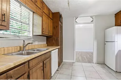3848 Valley Brook Road, Snellville, GA 30039 - Photo 16