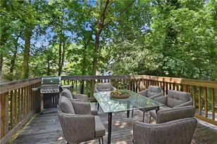 3848 Valley Brook Rd, Snellville, GA 30039 - Photo 10