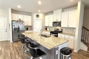 3915 Holland Grv Rd, Lawrenceville, GA 30044 - Photo 8