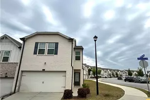 3915 Holland Grv Rd, Lawrenceville, GA 30044 - Photo 2