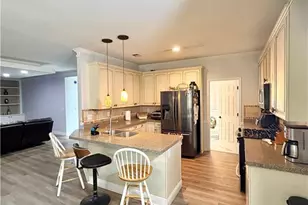 2105 Bentbrooke Trail, Lawrenceville, GA 30043 - Photo 16