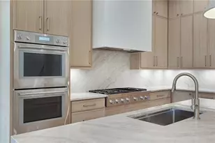 290 Christopher Robin Rd, Alpharetta, GA 30005 - Photo 20