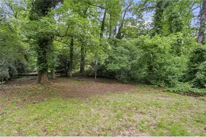 2079 Woodberry Avenue, Atlanta, GA 30344 - Photo 14
