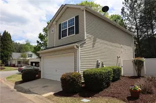 104 W Oaks Pl, Woodstock, GA 30188 - Photo 26