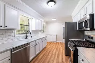 1947 Farris Dr, Decatur, GA 30032 - Photo 4