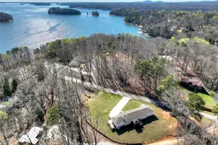 5383 Whitmire Dr, Gainesville, GA 30504 - Photo 8