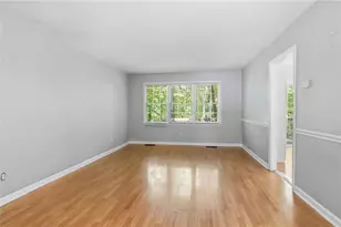 3082 Lake Ranch Dr, Gainesville, GA 30506 - Photo 10